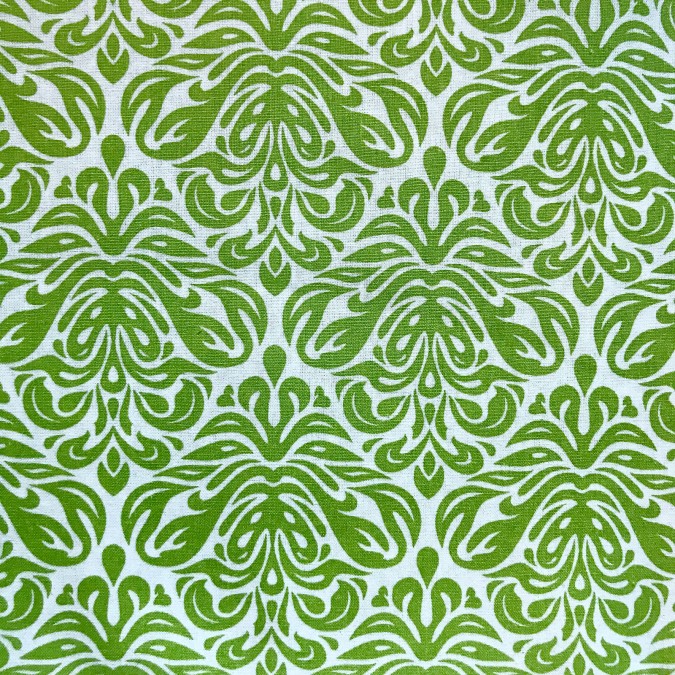 Coupon imprimé motifs anciens vert sur fond blanc