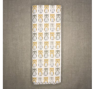 Coupon imprimé petits hiboux jaune et gris sur fond blanc